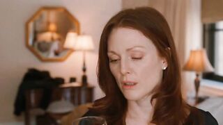 Amanda Seyfried and Julianne Moore - 'Chloe'