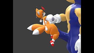 Sonic using Tailsko Doll