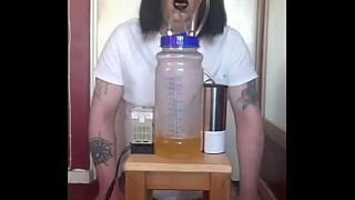 XVIDEOS - bisexual crossdresser with his portable cow milking machine part 3