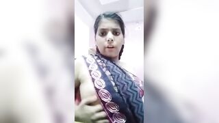 Horny Desi Girl Nude On Live App