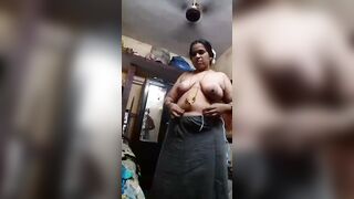 Tamil Chubby Aunty Video Leaked (Must Watch) XXX Video clips by