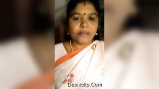 South Indian Bhabhi Self made Nude Show - desi xxx