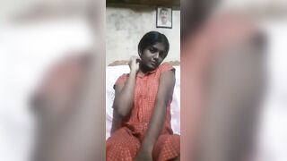 Fsiblog Desi sex nude girl shows her boobs and pussy Tamil sex video - desi xxx