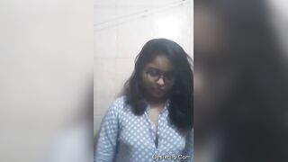 Desi GF Record Nude For BF | Desi x clips auntymaza desi xxx