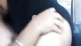 Desi Punjabian GF Riding Boyfriend Dick In Car - desivdo iporn desi xxx