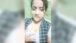 Bhabhi Horny Expression showing Pussy - desixclip  desi xxx