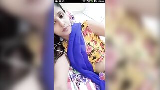 Cutipie bhabi new saree blouse live on her bed, deep navel - desivdo xxxw desi xxx