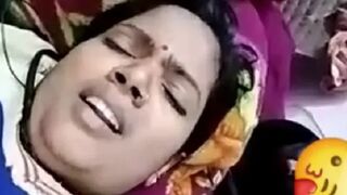 Desi village lady shows black pussy in online call video | XXX Hindi BF Videos XXXXX sex video - Indian Porn videos, Desi Blue Films, XXX Mms Clips