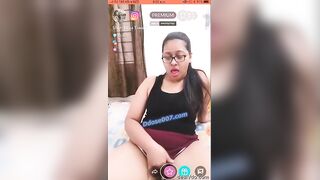 Indian Hot Babe Live Showing Her Boobs And Pussy - desixclip mms sex video desi xxx