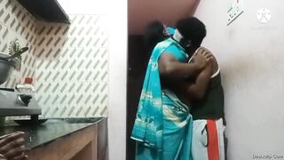 Real Tamil kundi maami royally fucked in kitchen by lucky bull - desixclip xxxxxxxxxx video desi xxx