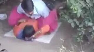 Desi video of Bihari fucking a prostitute in the park. XXX Hindi BF Videos XXXXX sex video - Indian Porn videos, Desi Blue Films, XXX Mms Clips