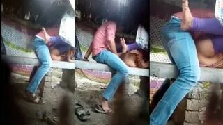 Video of fierce college lovers having sex in broad daylight in an open roadside hut. XXX Hindi BF Videos XXXXX sex video - Indian Porn videos, Desi Blue Films, XXX Mms Clips