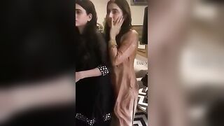 Uzma Khan Sex In Hotel Viral Mms Video - fsiblog4 desi xxx